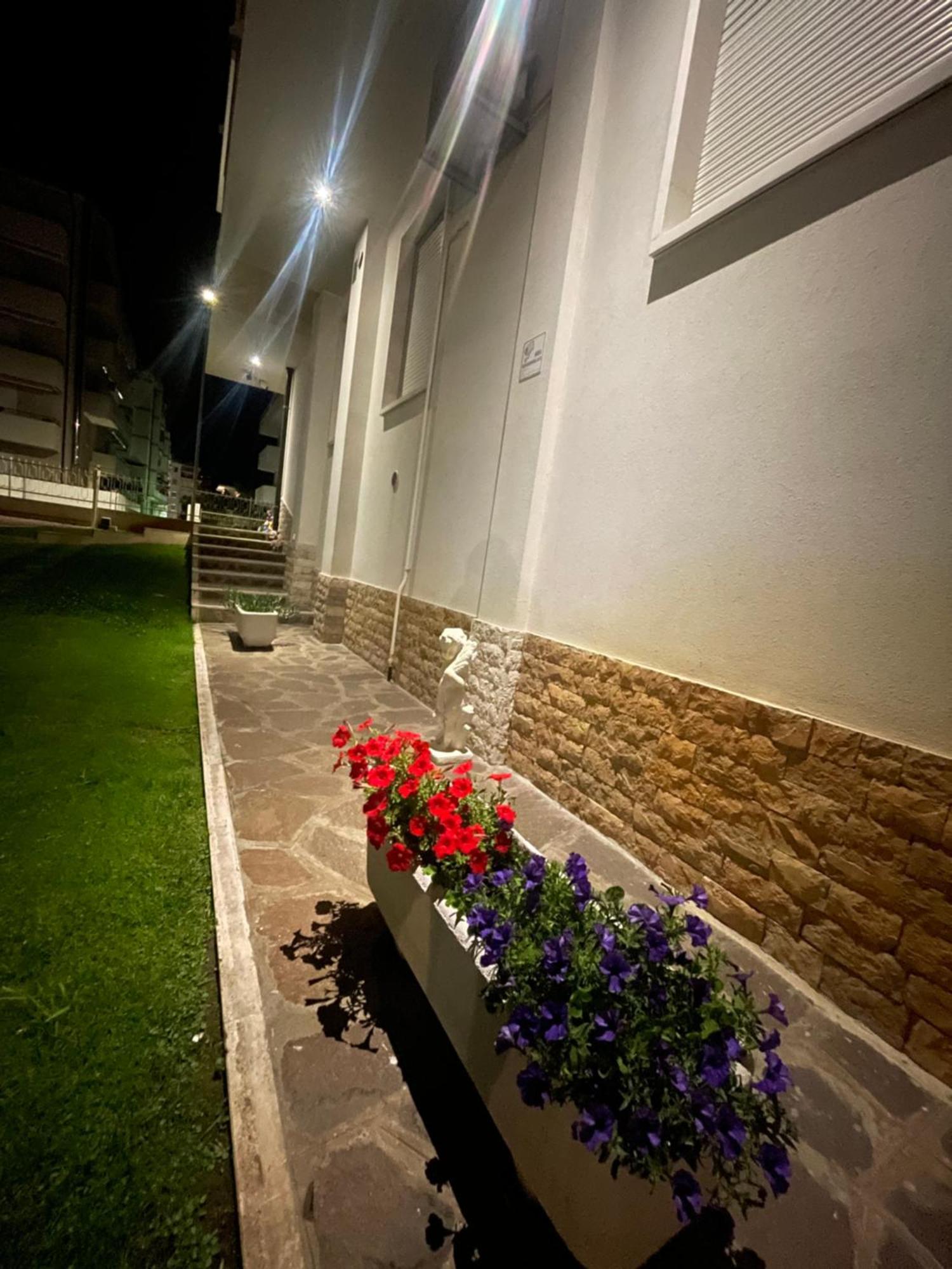 Palazzina Del Sole Villa Sottomarina Bagian luar foto