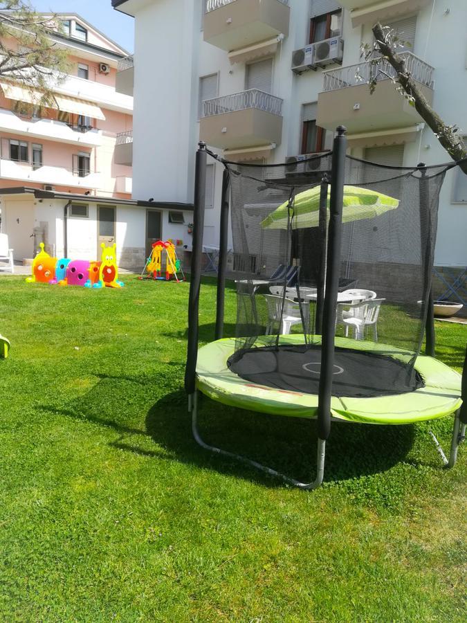 Palazzina Del Sole Villa Sottomarina Bagian luar foto